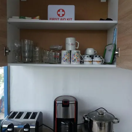 ваканционни къщи'на брега' On The Coast بيت ضيافة فارنا