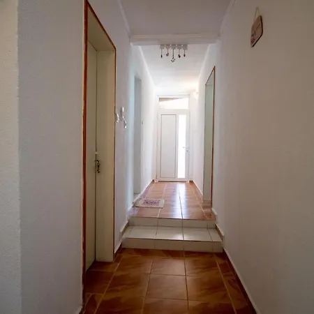 ваканционни къщи'на брега' On The Coast *