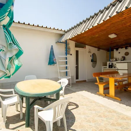 ваканционни къщи'на брега' On The Coast بيت ضيافة