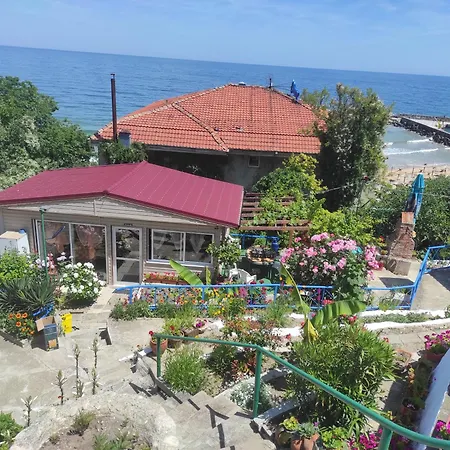 ваканционни къщи'на брега' On The Coast 바르나