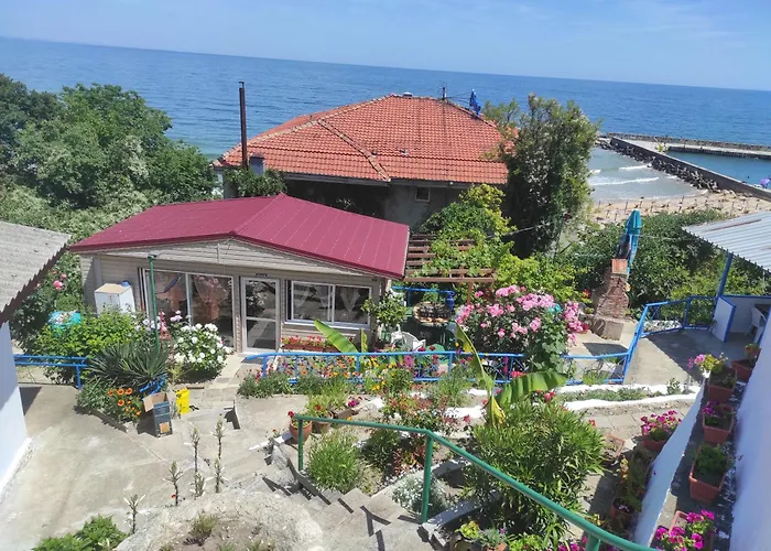 ваканционни къщи'на брега' On The Coast Varna