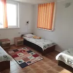 ваканционни къщи'на брега' On The Coast Guest house *