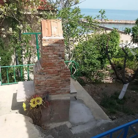 ваканционни къщи'на брега' On The Coast 招待所 瓦爾納