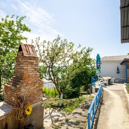 ваканционни къщи'на брега' On The Coast Guest house