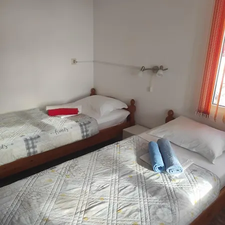 ваканционни къщи'на брега' On The Coast *