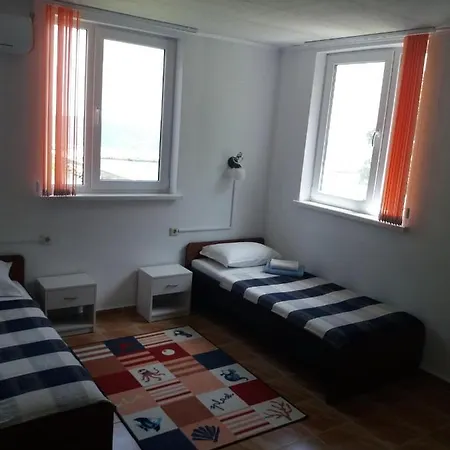 ваканционни къщи'на брега' On The Coast