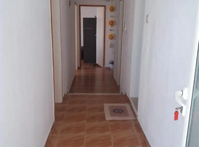 ваканционни къщи'на брега' On The Coast Къща за гости Варна