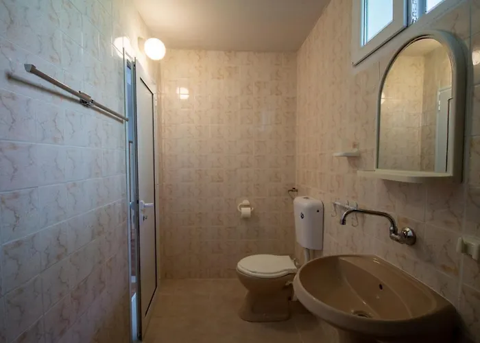 Πανσιόν ваканционни къщи'на брега' On The Coast