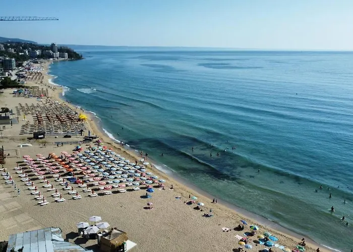 Πανσιόν ваканционни къщи'на брега' On The Coast *