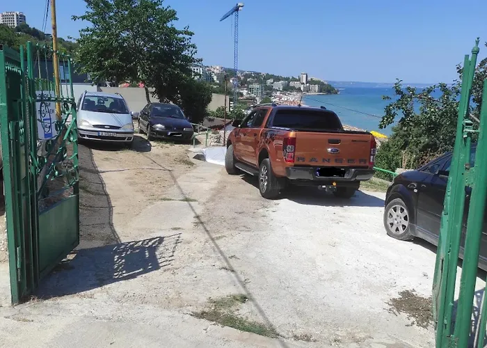 Πανσιόν ваканционни къщи'на брега' On The Coast Βάρνα